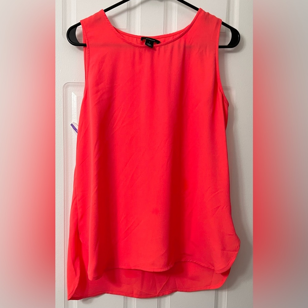 Halogen Scoop Neck Top - Coral Size S NWOT